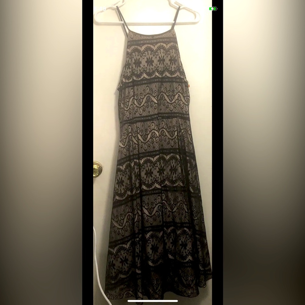 Ryan Michelle Halter Style Lace Overlay MIDI Formal Dress Size XL